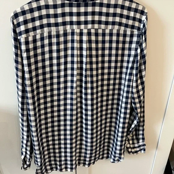 NWT Levi’s Boyfriend Fit Plaid Button Down Top Size M - Picture 3 of 6